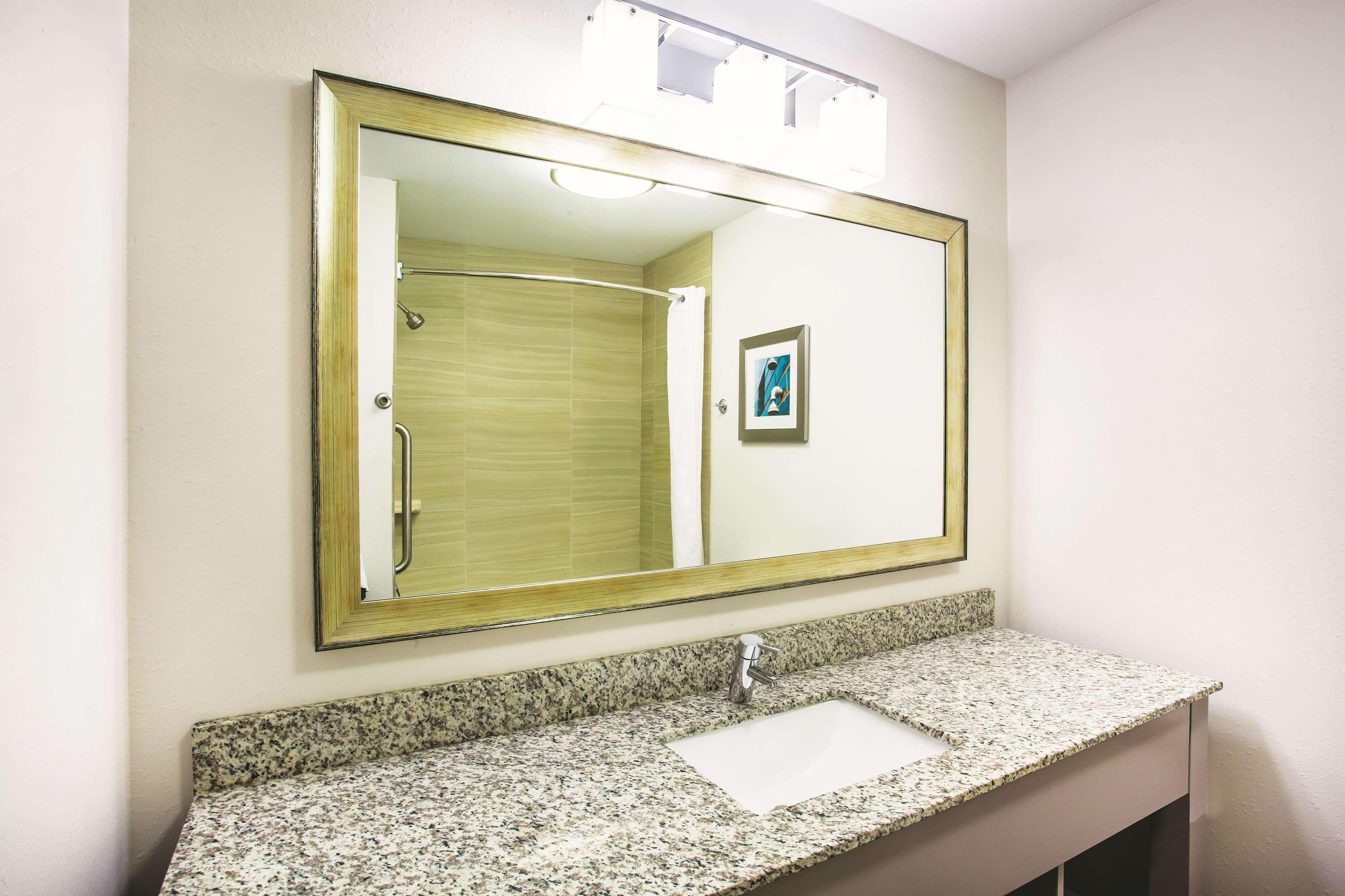 La Quinta By Wyndham St. Paul-Woodbury Hotell Eksteriør bilde