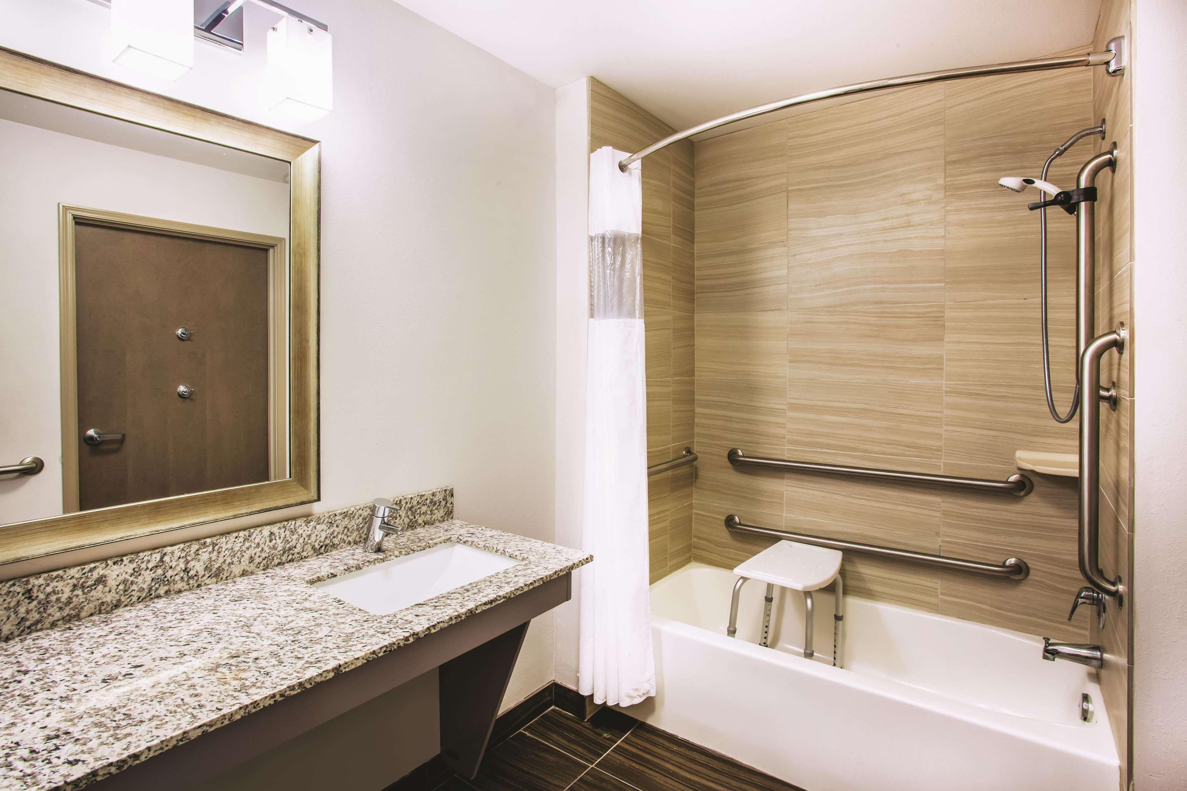 La Quinta By Wyndham St. Paul-Woodbury Hotell Eksteriør bilde