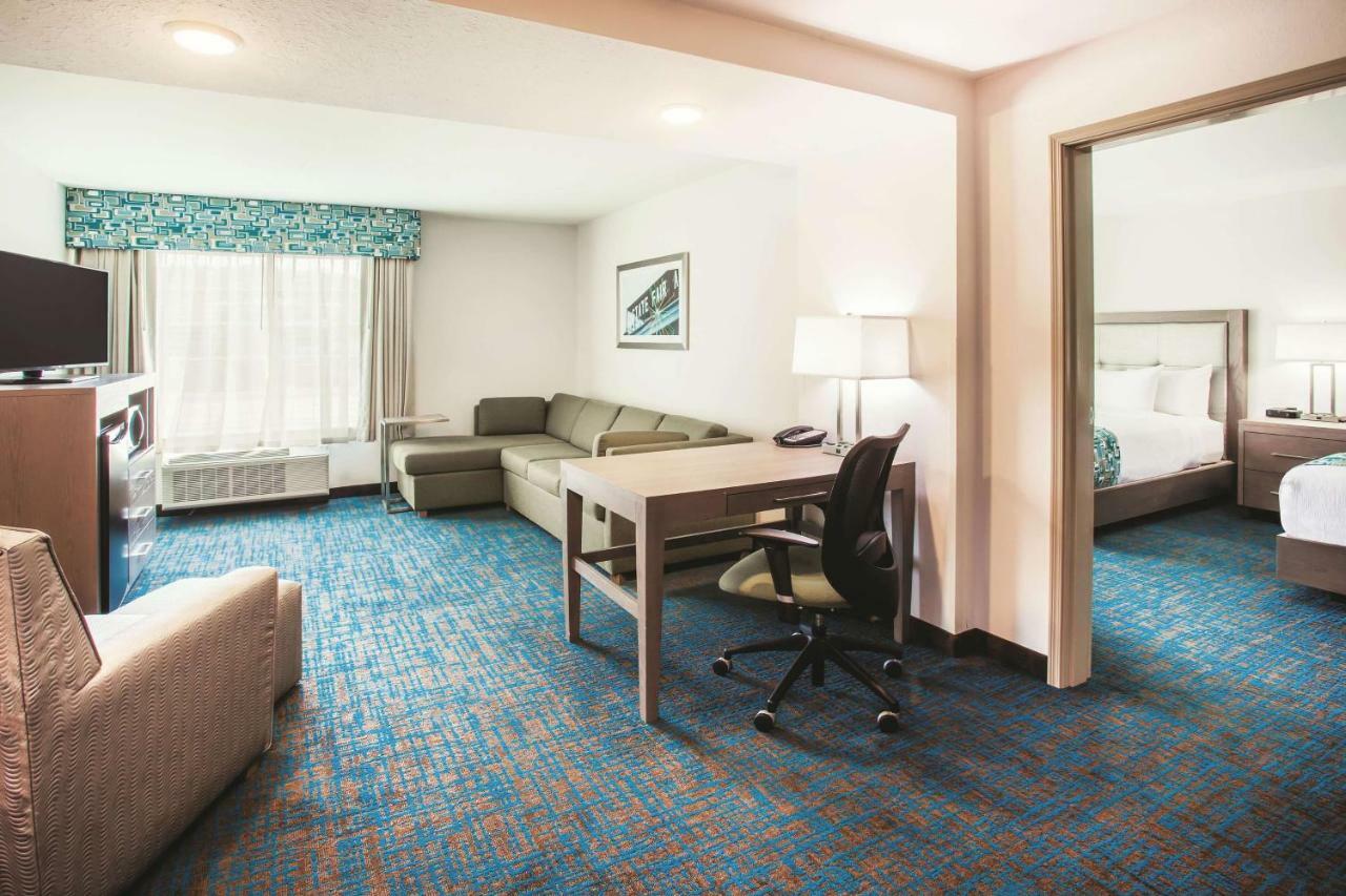 La Quinta By Wyndham St. Paul-Woodbury Hotell Eksteriør bilde